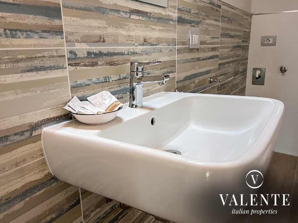 Villa Valente - Apartments Капанари Екстериор снимка